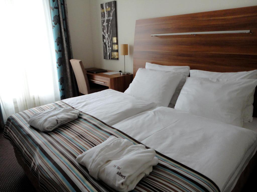 Albert Premier Hotel Bagnoles-de-l'Orne Quarto foto