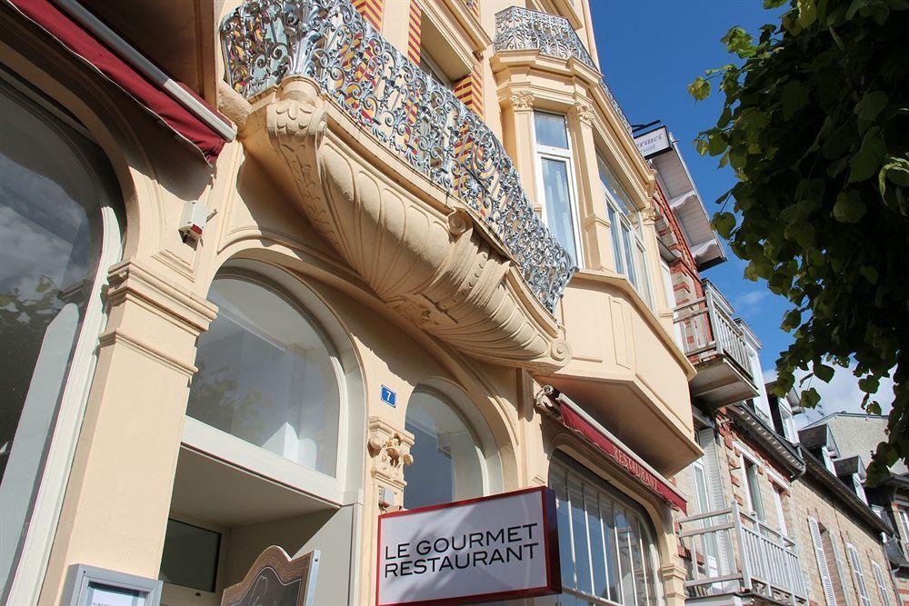 Albert Premier Hotel Bagnoles-de-l'Orne Exterior foto